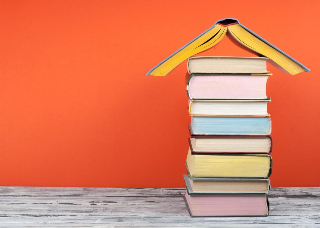 These 10 PR and marketing books will get you revved up for a huge 2018